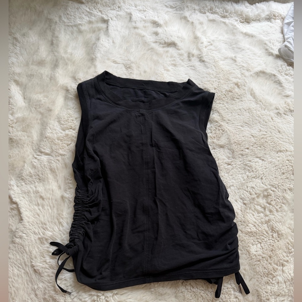 Lululemon Cinch it Up Tank Top in Black